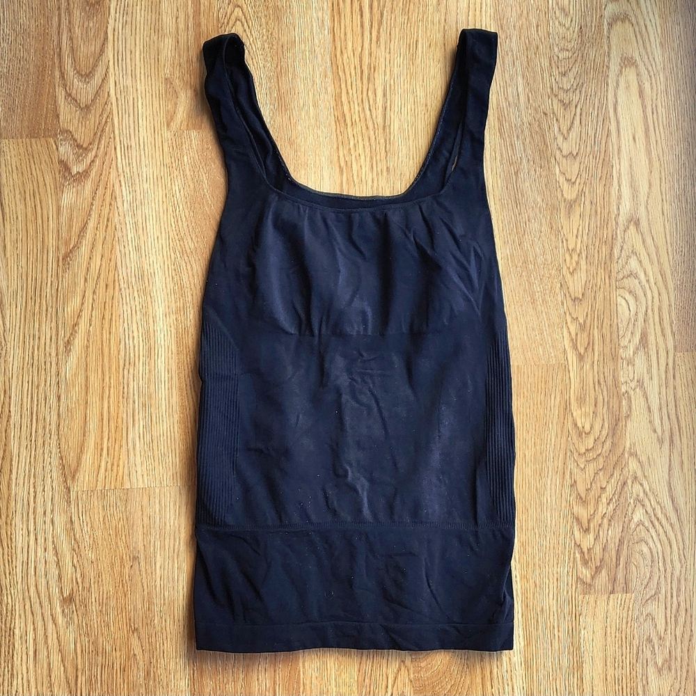 BLANQI EVERYDAY Pull-Down Postpartum + Nursing Support Tanktop